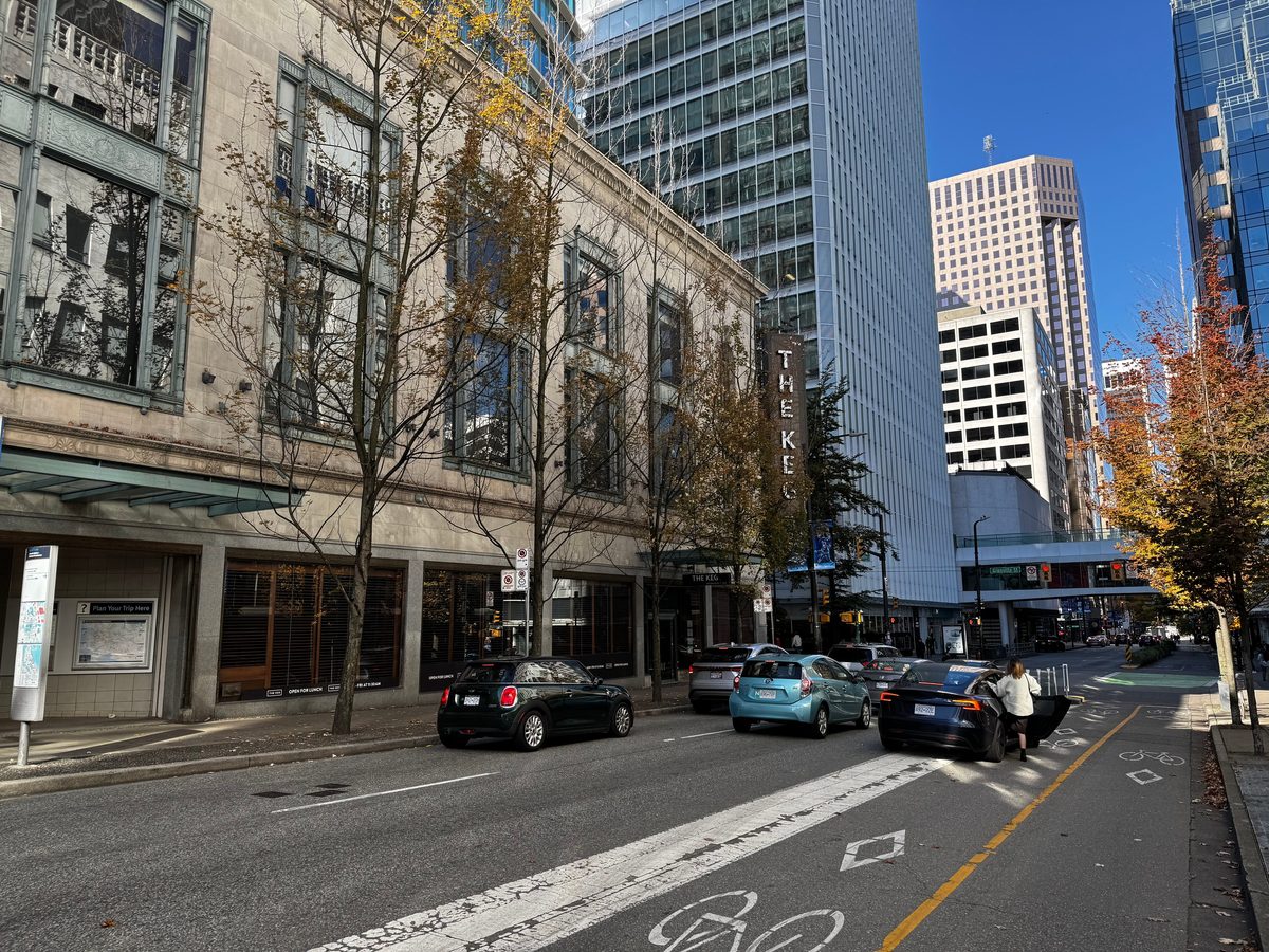 The Keg Steakhouse + Bar - Dunsmuir